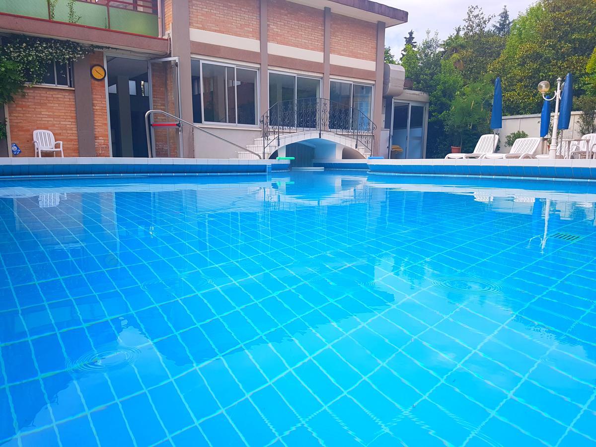 Hotel Terme Villa Piave 阿巴诺泰尔梅 外观 照片